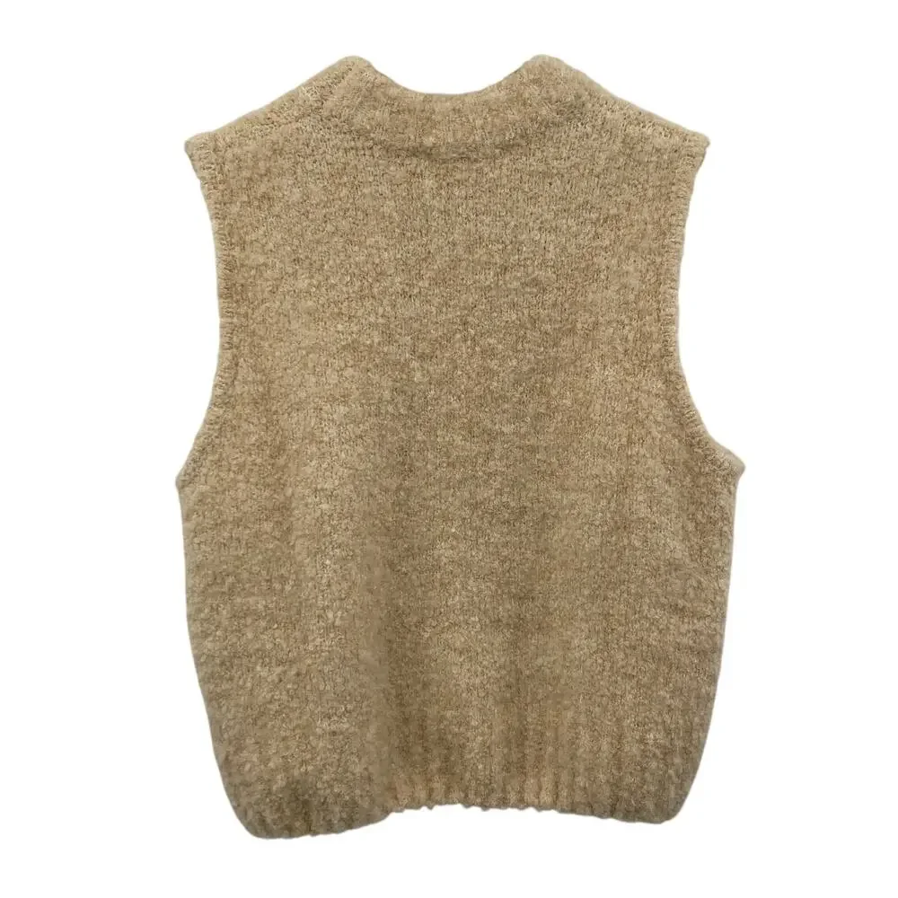 ASTR chunky Edlyn cream sweater vest